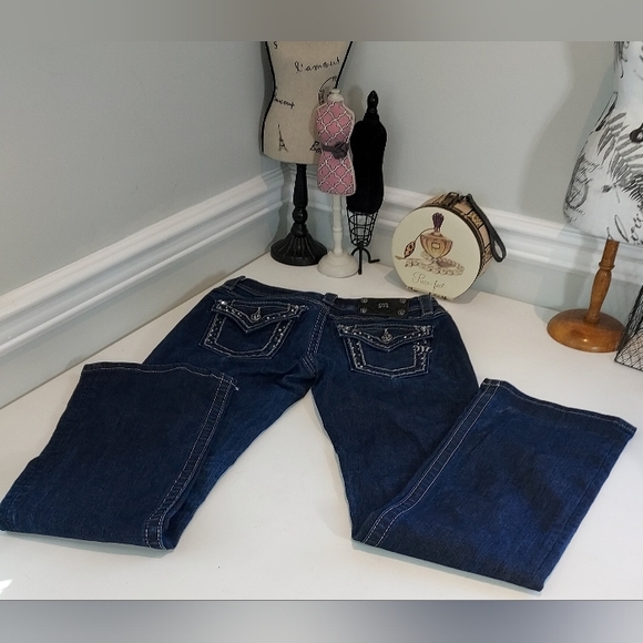 Miss Me Easy Boot JE5663EL Dark Wash Bejeweled Pocket Jeans NWOT - Picture 8 of 10